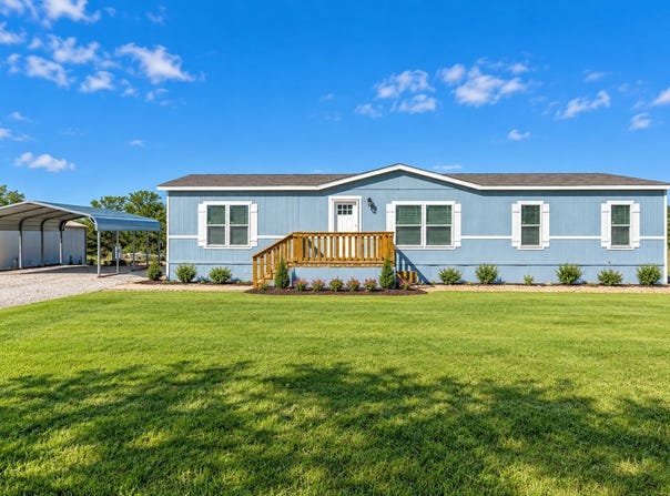 175 Cedar Drive, Azle, TX 76020