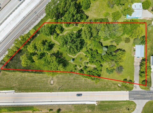 3620 W CAPITOL Drive, APPLETON, WI 54914