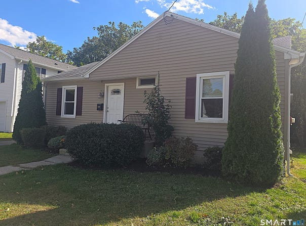 63 Elderkin Avenue, Groton, CT 06340