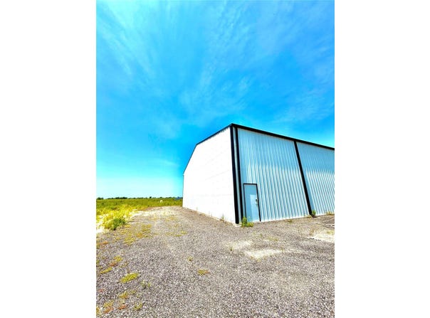 1178 Beal Rd, Eagle Lake, TX 77434