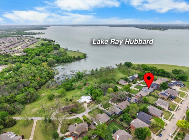 525 Pecan Lane, Rowlett, TX 75089