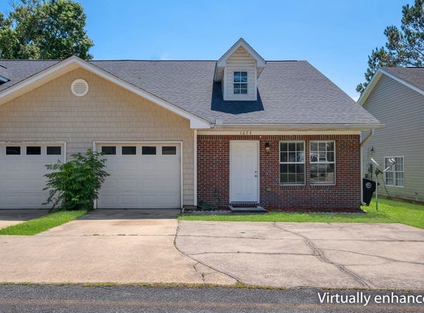1679 COREY WOOD Circle, Tallahassee, FL 32304