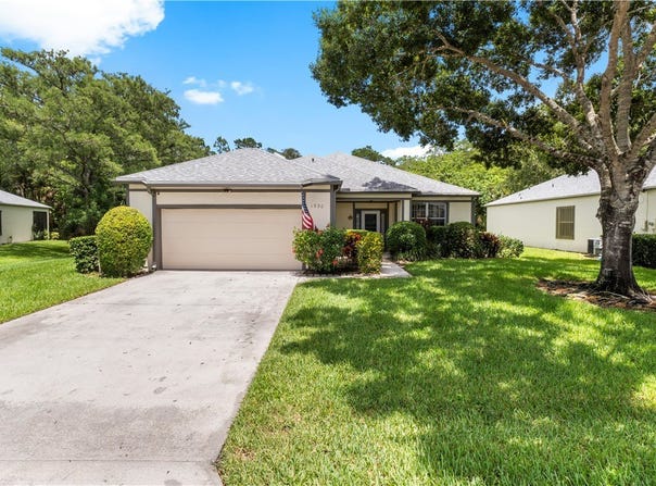 1930 Easthampton Terrace, Vero Beach, FL 32966