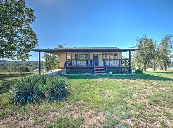 8790 Fred Austin Road, Decatur, AR 72722