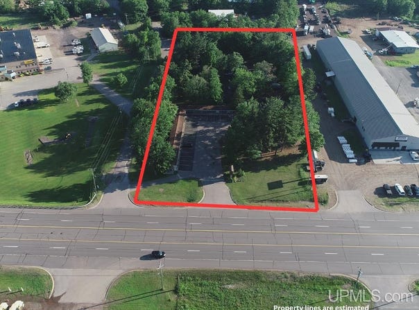 349 E US41 Highway, Negaunee, MI 49855