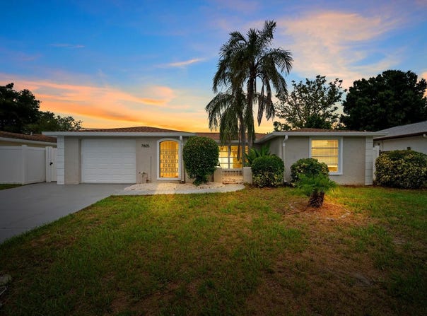 7805 BURNHAM Drive, PORT RICHEY, FL 34668