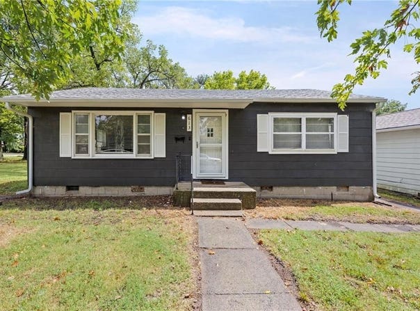 613 N Ohio Street, Iola, KS 66749