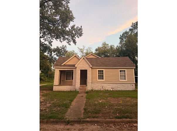 901 Glenn, Lufkin, TX 75904
