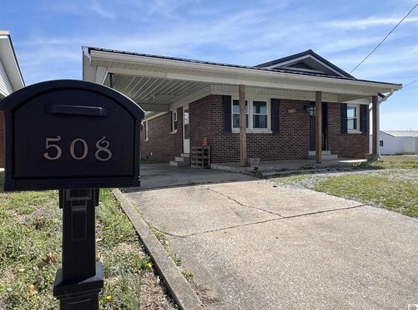 508 E Walnut Street, Dawson Springs, KY 42408