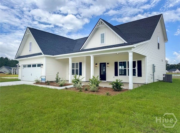 226 Cottage Loop, Midway, GA 31320