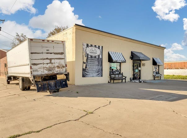 801 W 2nd St, Odessa, TX 79763