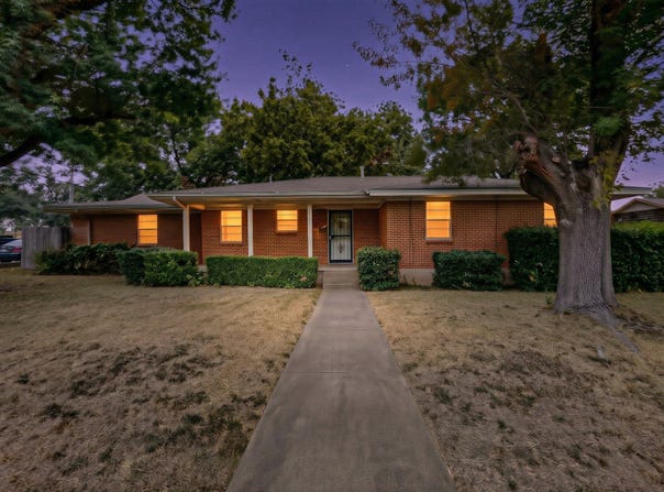 101 Spinner Circle, DeSoto, TX 75115