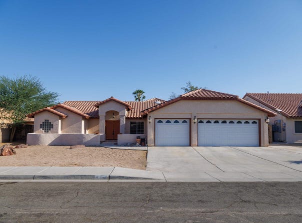 8167 E Lorenzo Lane, Yuma, AZ 85365