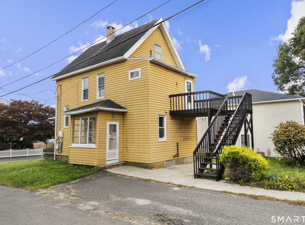72 New Haven Avenue, Waterbury, CT 06708