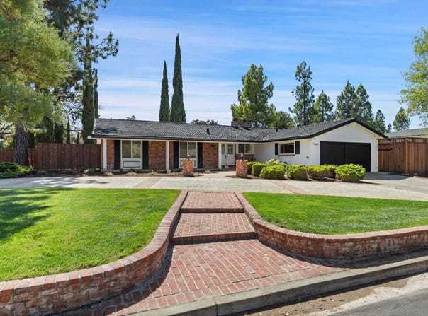 19488 Brockton LN, SARATOGA, CA 95070