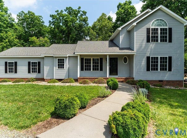 7 Loving Terrace, Palmyra, VA 22963