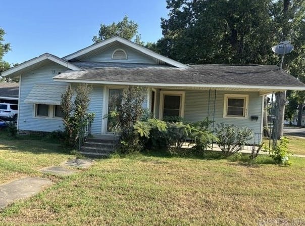 502 W 2nd Street, DeWitt, AR 72042