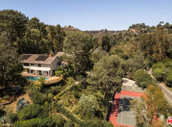 2573 Benedict Canyon Dr, Los Angeles, CA 90210