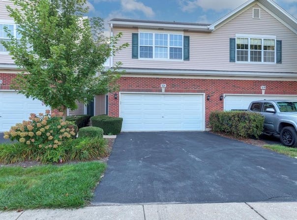 321 Grape Vine Trail, Oswego, IL 60543