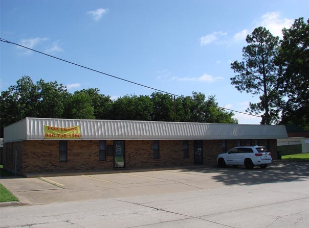 1700 Weaver, Gainesville, TX 76240