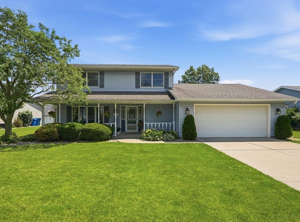 730 Meadow Lane, Crown Point, IN 46307