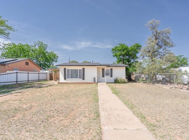 3506 Apache Dr, Midland, TX 79703