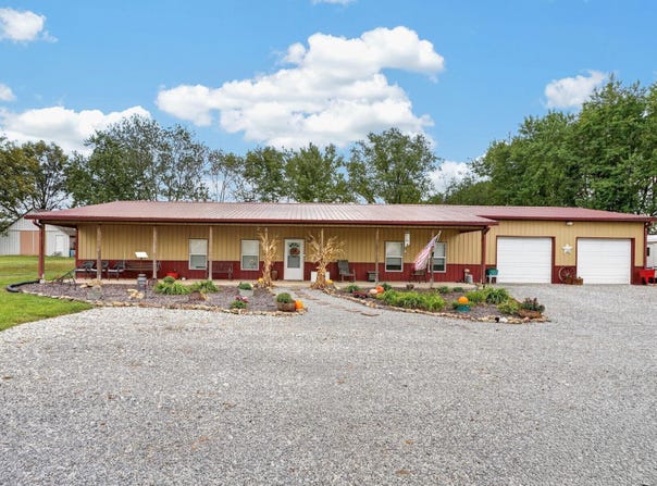 3547 E Honey Lane, Olney, IL 62450