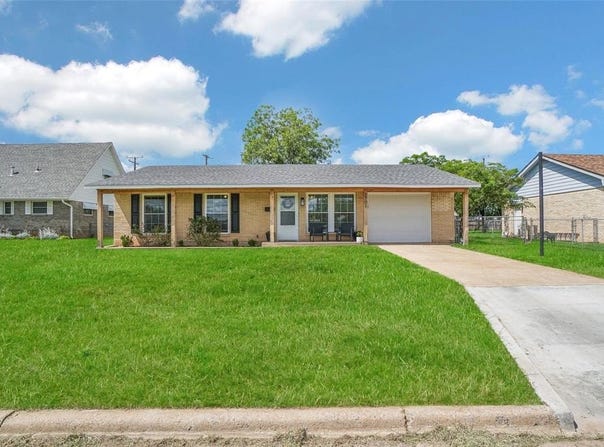 1701 Monroe Street, Altus, OK 73521