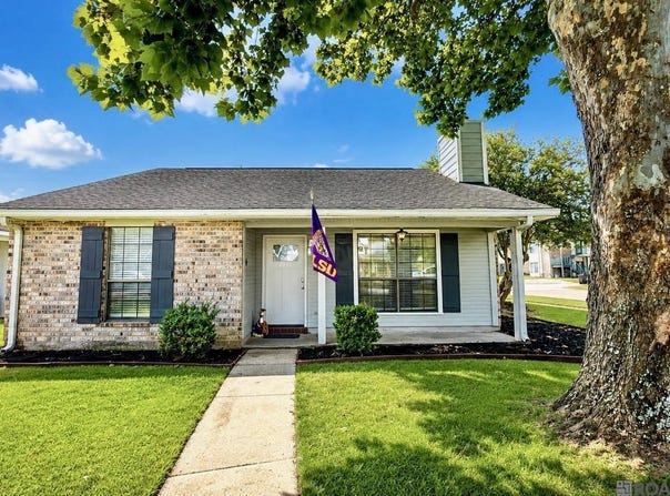 759 FOUNTAIN VIEW DR, Baton Rouge, LA 70820