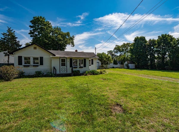67 Joseph Place, Nesconset, NY 11767
