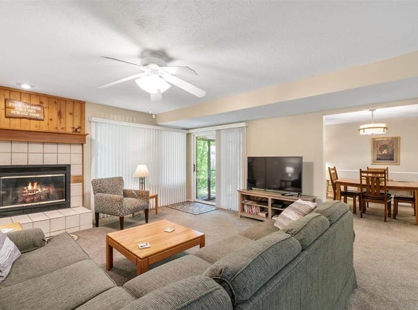4749 S PLEASANTVIEW 77, HARBOR SPRINGS, MI 49740