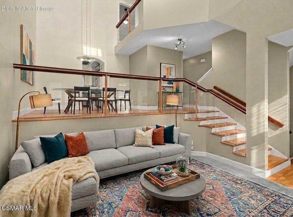 1086 Stravinsky Lane, Ventura, CA 93003