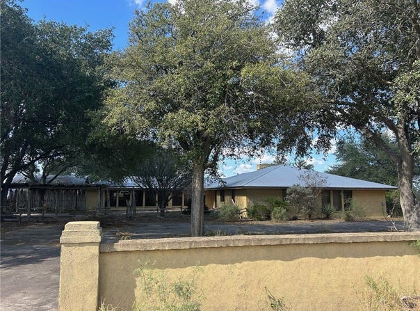Honey Mesquite, Freer, TX 78357