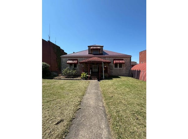 809 MARSHALL ST, McMechen, WV 26040