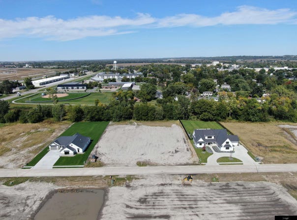 23808 Mary Jo Lane, Waterloo, NE 68069