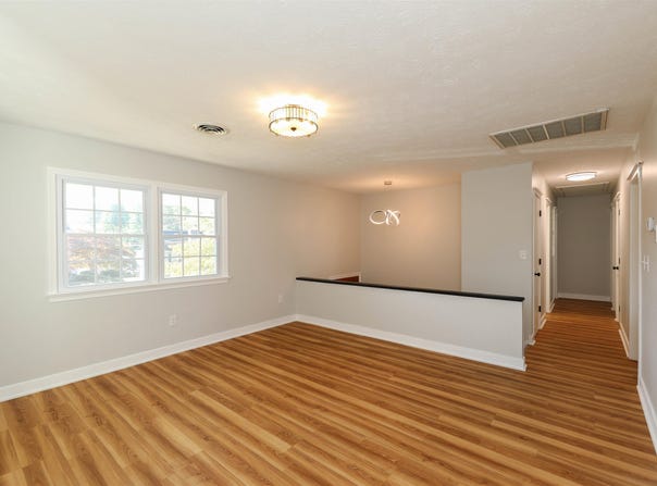 829 JEFFERSON AVE, WAYNESBORO, VA 22980