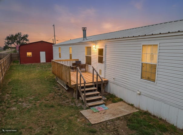709 RITCHIE Avenue, Panhandle, TX 79068-1954