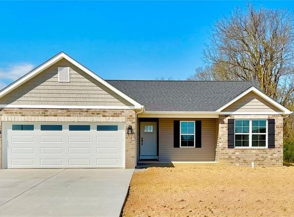 1009 Waymaker Lane, Waterloo, IL 62298