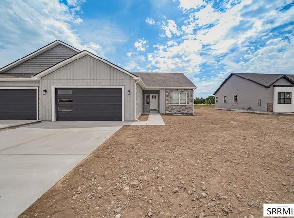 445 E River Ln, Idaho Falls, ID 83402
