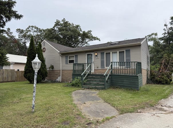 2597 Hamstrom Road, Portage, IN 46368
