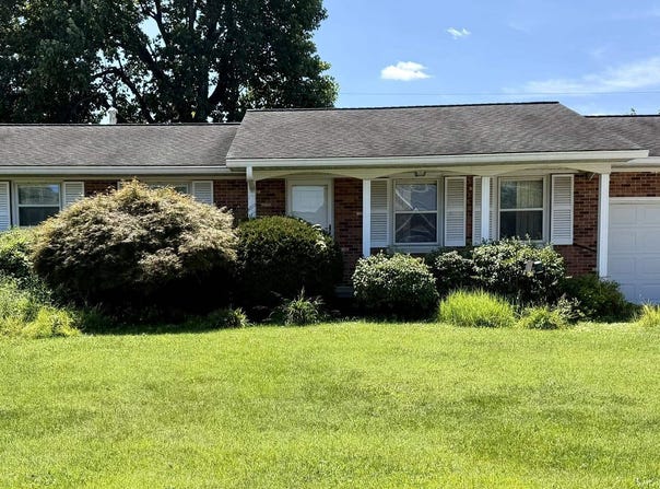 7517 Lincoln Avenue, Evansville, IN 47715