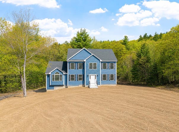 22 Benoit Avenue, Pelham, NH 03076