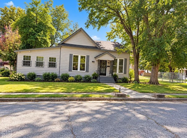 404 E Johnson Avenue, Osceola, AR 72370