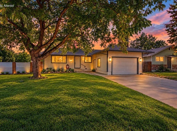 2885 Red Bud Lane, Anderson, CA 96007