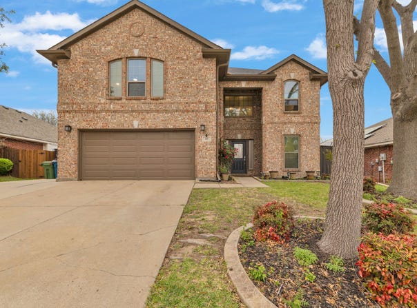 317 Benton Drive, Roanoke, TX 76262