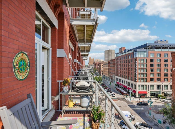 191 N Broadway, Milwaukee, WI 53202