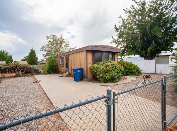 40 E 450 S, Ivins, UT 84738