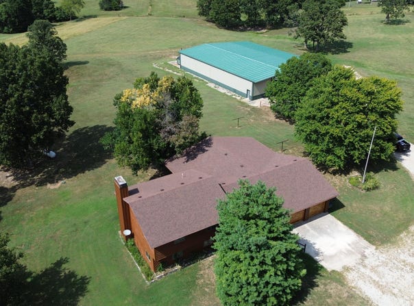 17984 State Highway 248, Cassville, MO 65625