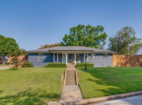 301 Valley Drive, Rockwall, TX 75087