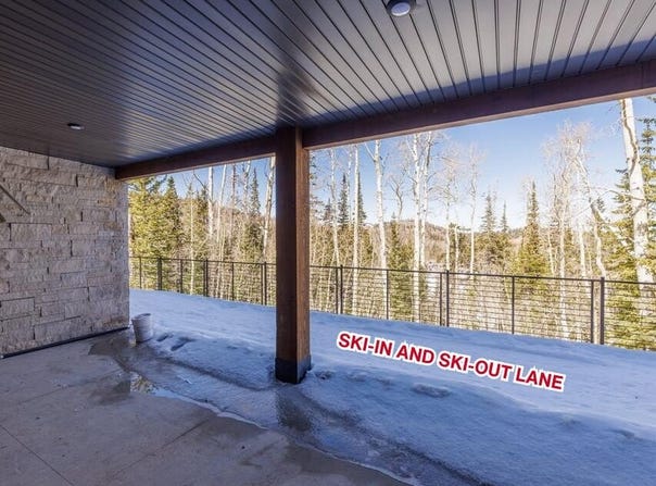 160 W Ridgeview St, Brian Head, UT 84719